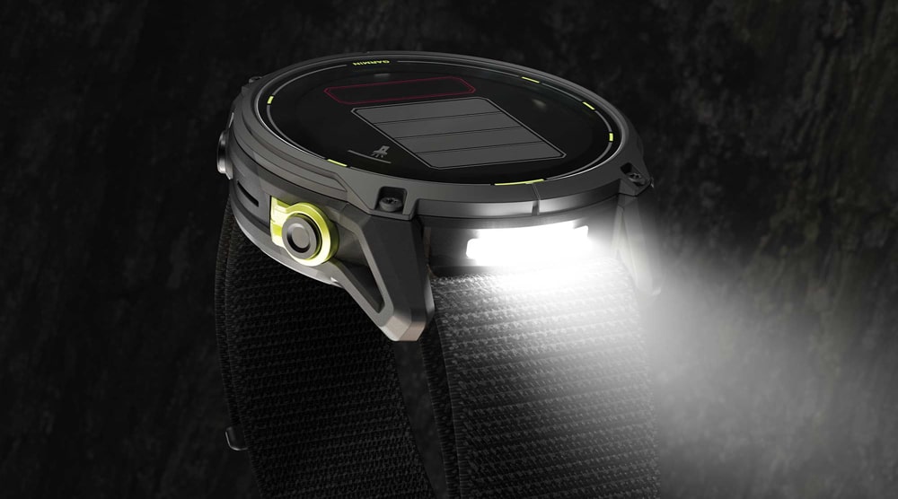 LED svítilna hodinek Garmin Enduro 3